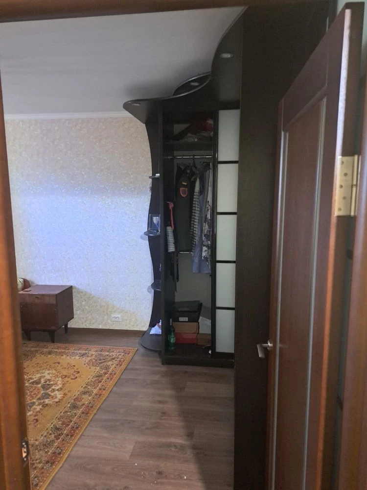 For Sale 3-bedroom apartment on Chekhov Street, 110