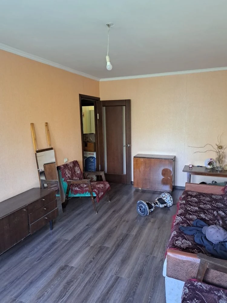 For Sale 3-bedroom apartment on Chekhov Street, 110