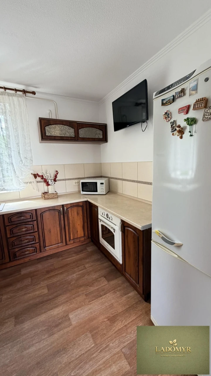 Продаж / Будинок / Світлична, Новий Двір, Рівне