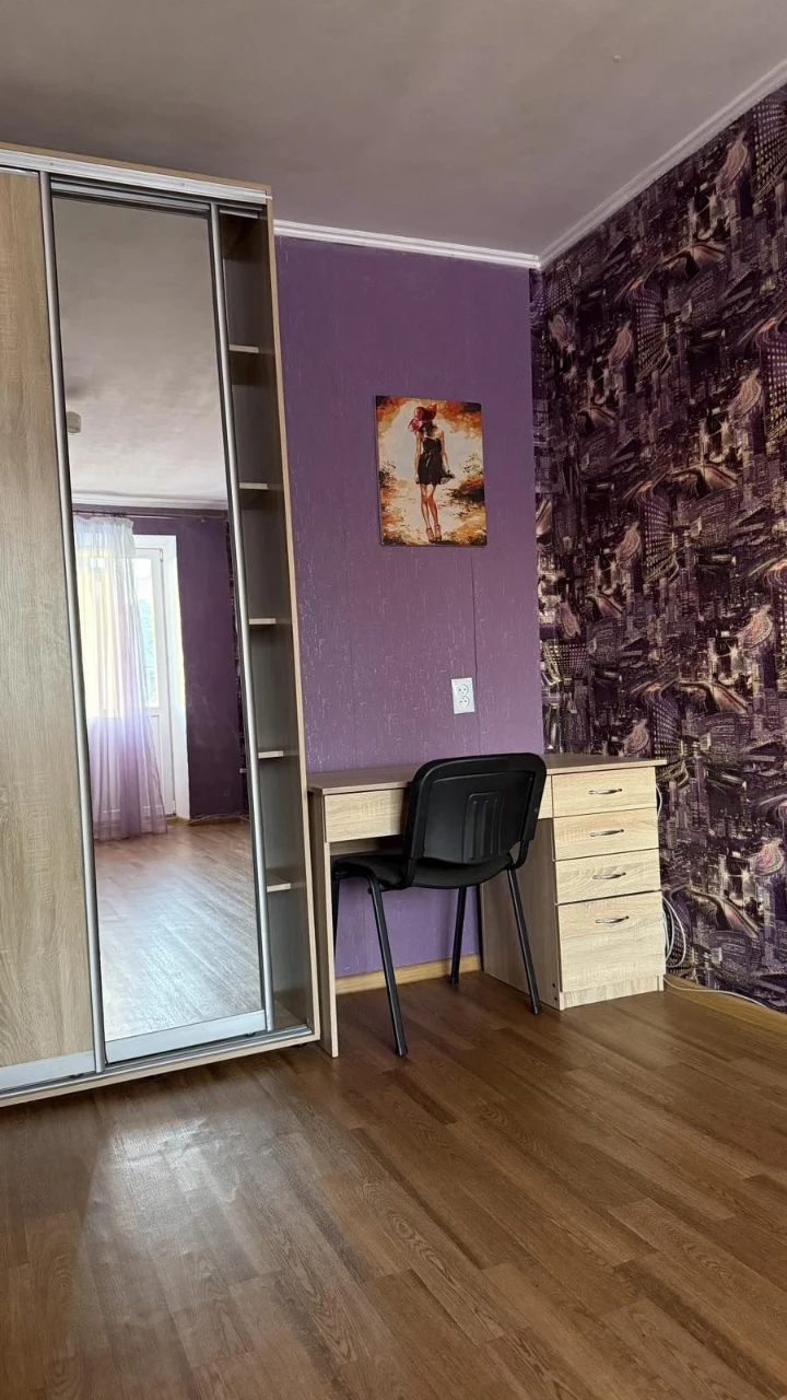 For Sale: 1-room apartment on Kozatska Street