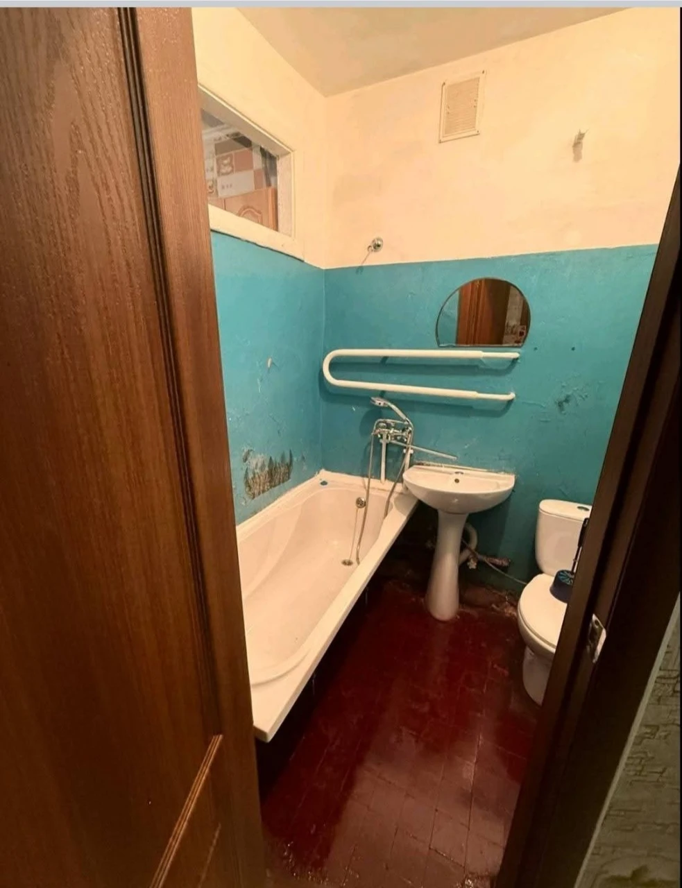 For Sale: 1-room apartment on Kozatska Street