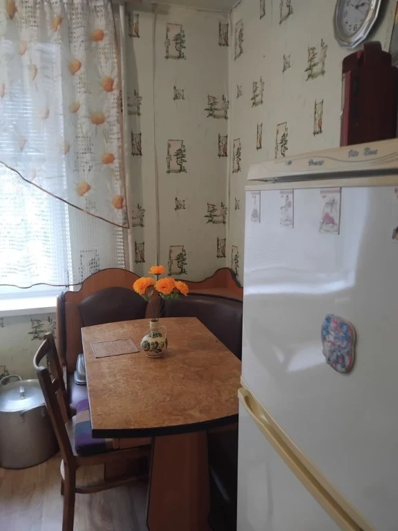 One-bedroom apartment in the area of the bus station.