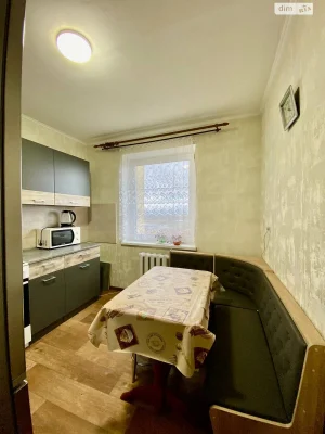 Long-Term Rental - 3-Room Apartment in Troyeshchyna