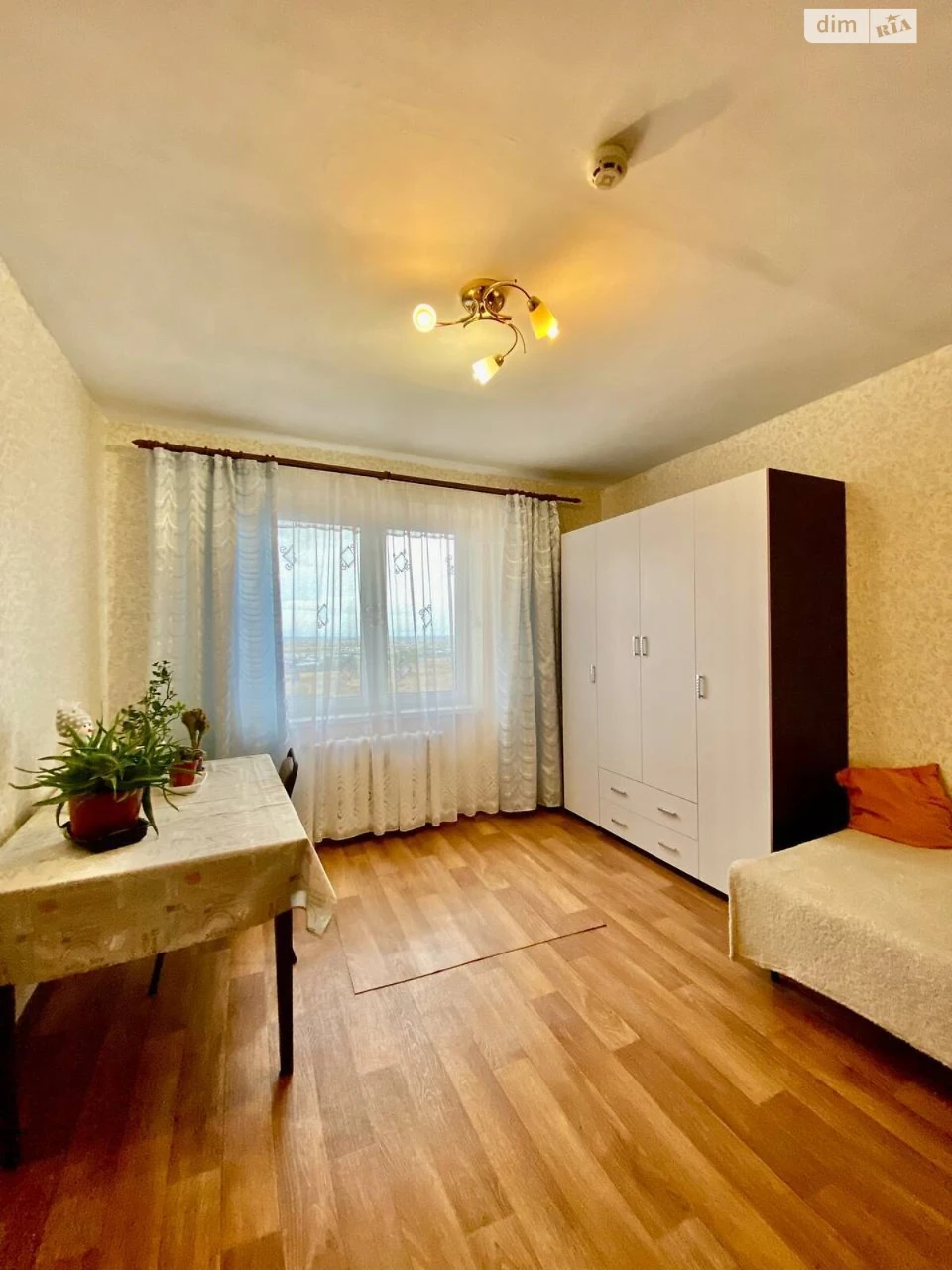 Long-Term Rental - 3-Room Apartment in Troyeshchyna