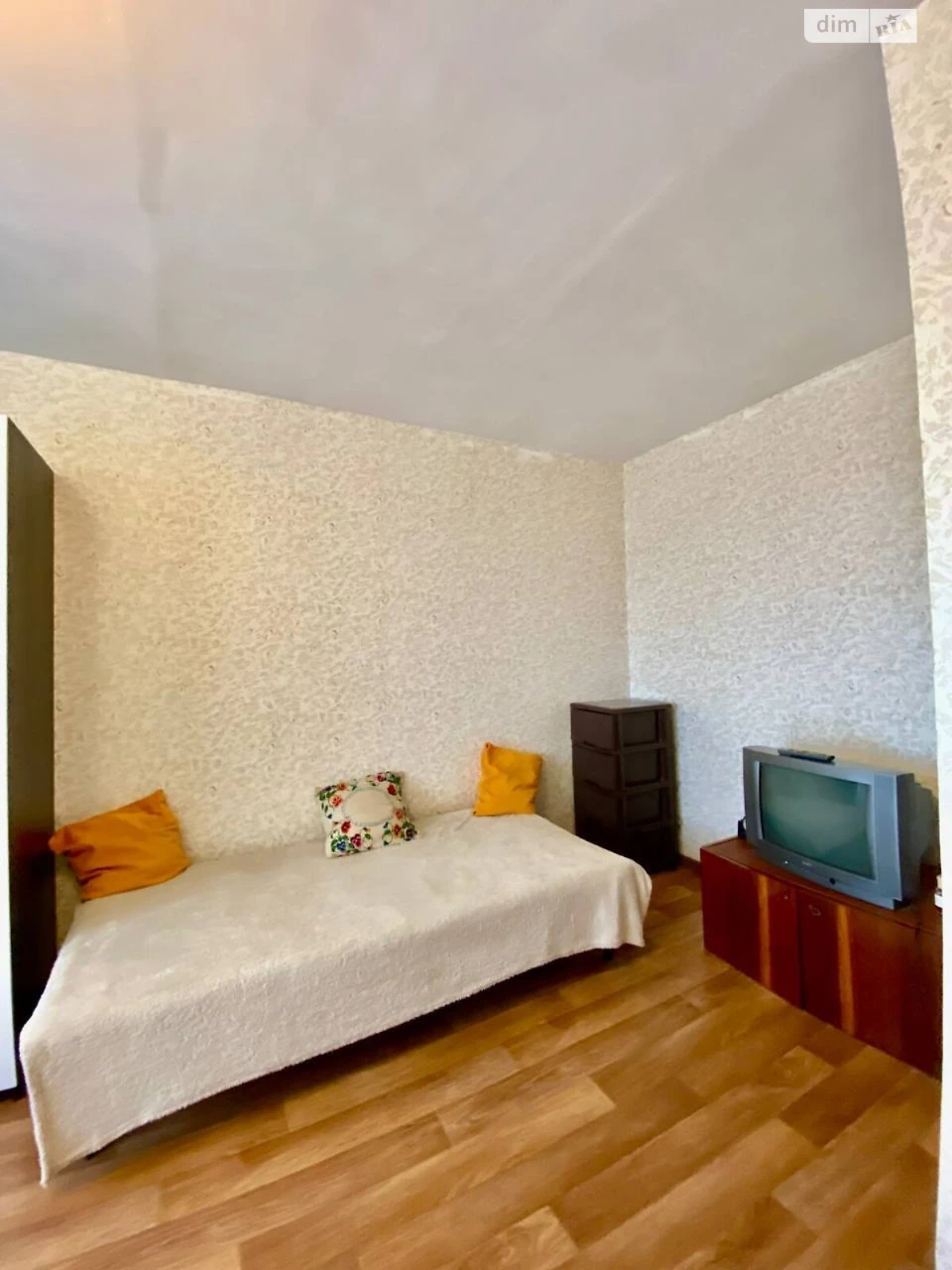 Long-Term Rental - 3-Room Apartment in Troyeshchyna