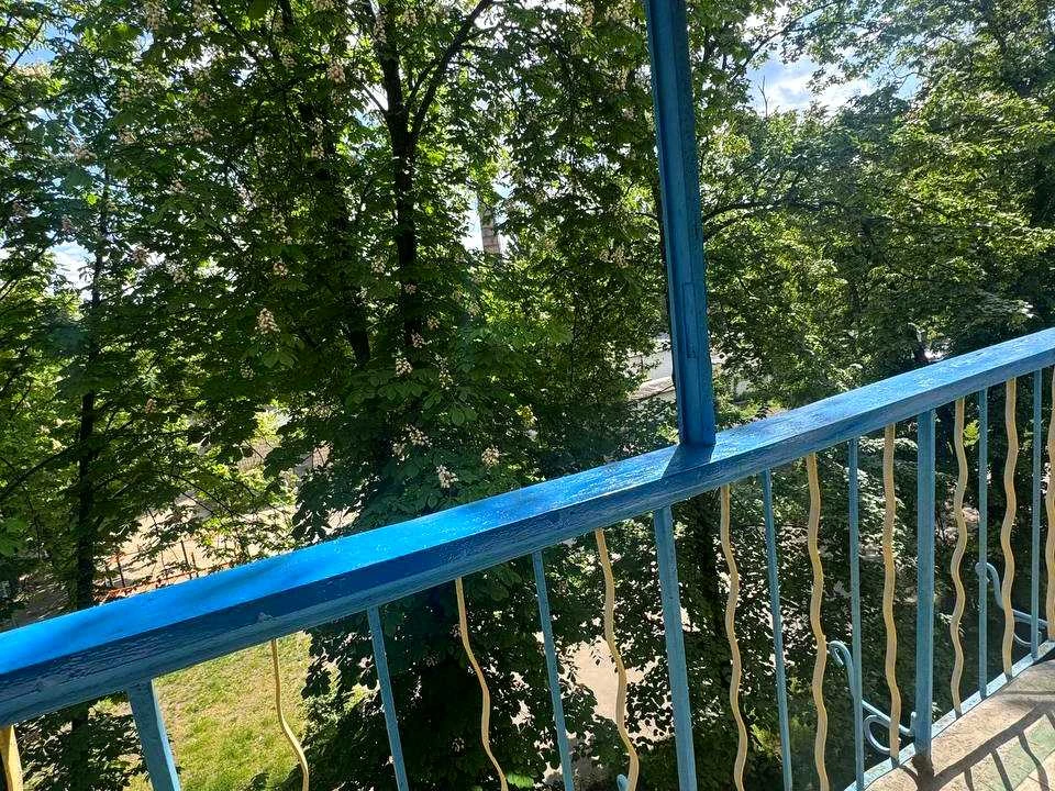 Квартира. Київ, Салютна вул.