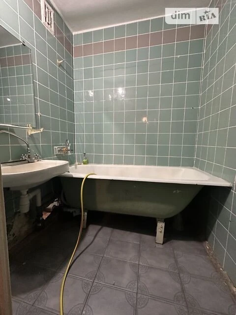 Sale of 2-room apartment 49 sq. m on 73 Heroiv Dnipra St. • ID 34