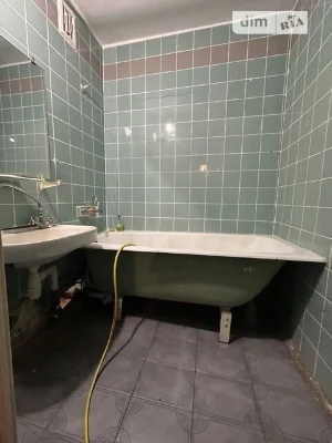Sale of 2-room apartment 49 sq. m on 73 Heroiv Dnipra St. • ID 34