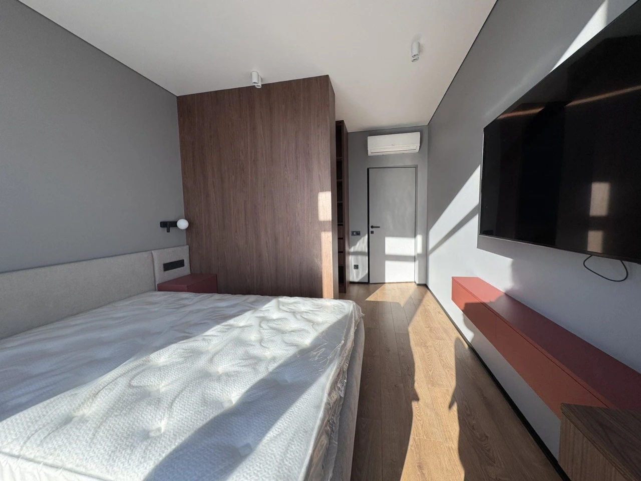 Продажа 1-комнатной квартиры в ЖК Auroom Spark на Навроцького. Новая квартира.