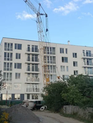 Sale of a 1-bedroom apartment in a new building, price lower than the developer's