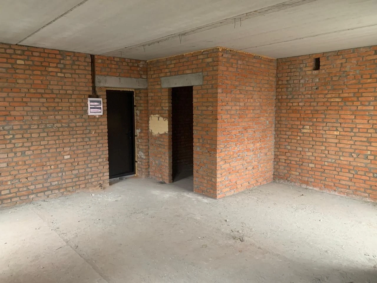 Sale of a 2-room apartment 55 sq.m. in a club house on вул. Makiivs