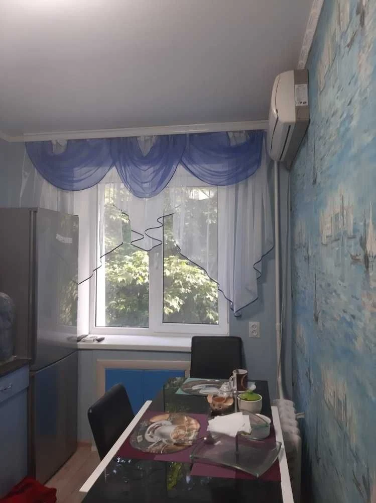 Продам 2-кімнатну квартиру, Науки 169, Гагаріна, 45 м², цегла