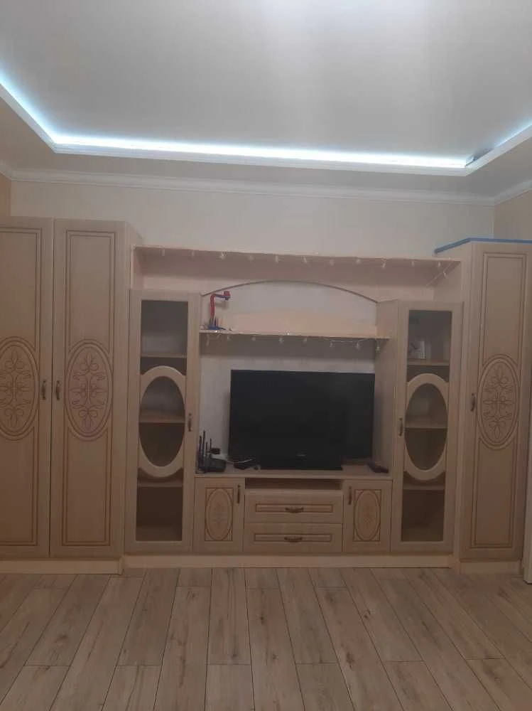 Продам 2-кімнатну квартиру, Науки 169, Гагаріна, 45 м², цегла
