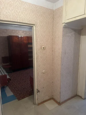 For Sale: Real 1-bedroom apartment, Czech style, 2nd floor, "Topole" residential area -