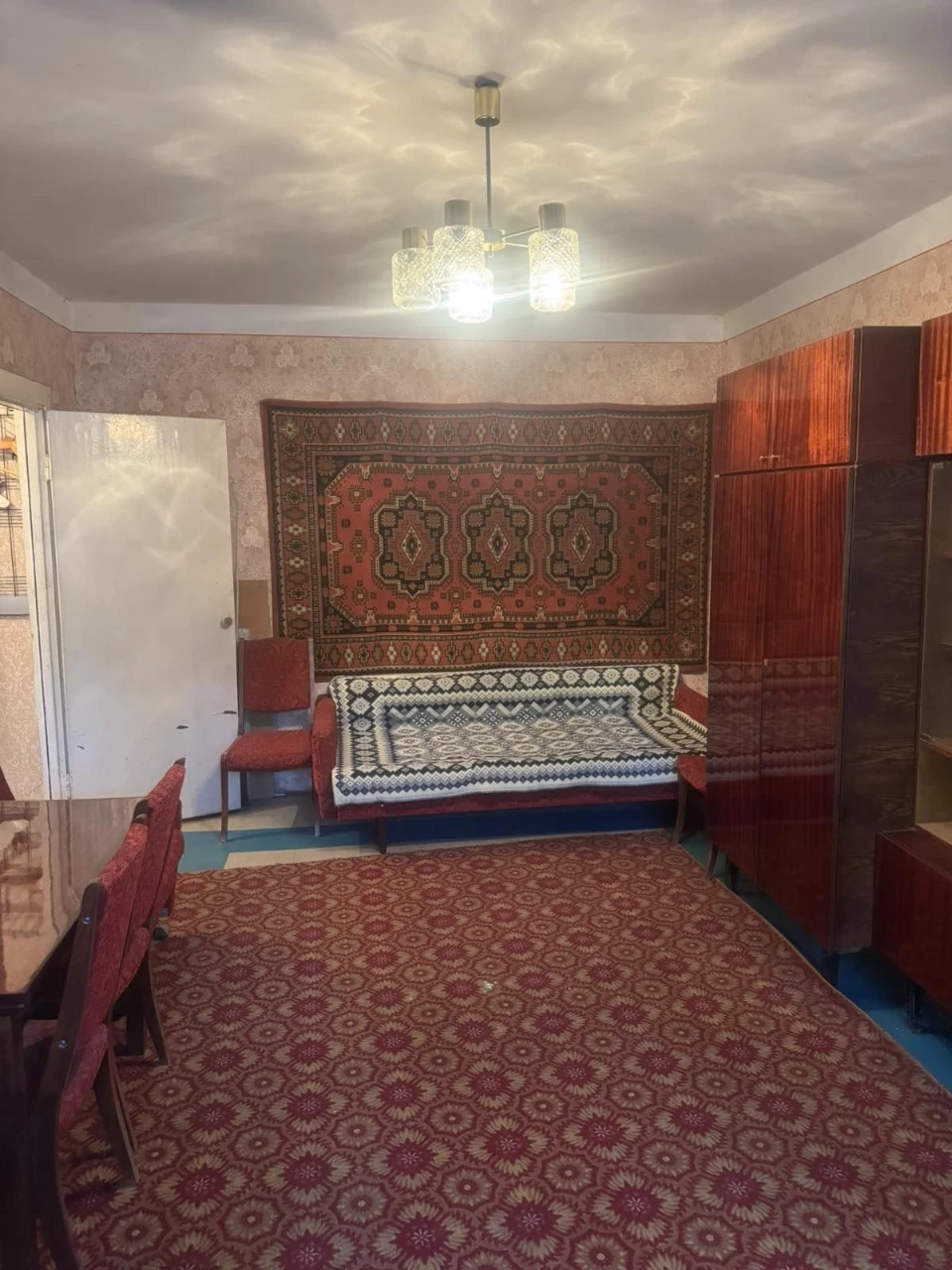 For Sale: Real 1-bedroom apartment, Czech style, 2nd floor, "Topole" residential area -