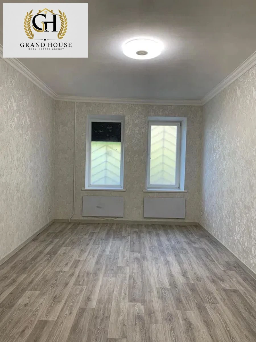 Продам крупногабаритну 2 кім біля дитячої обласної лікарні