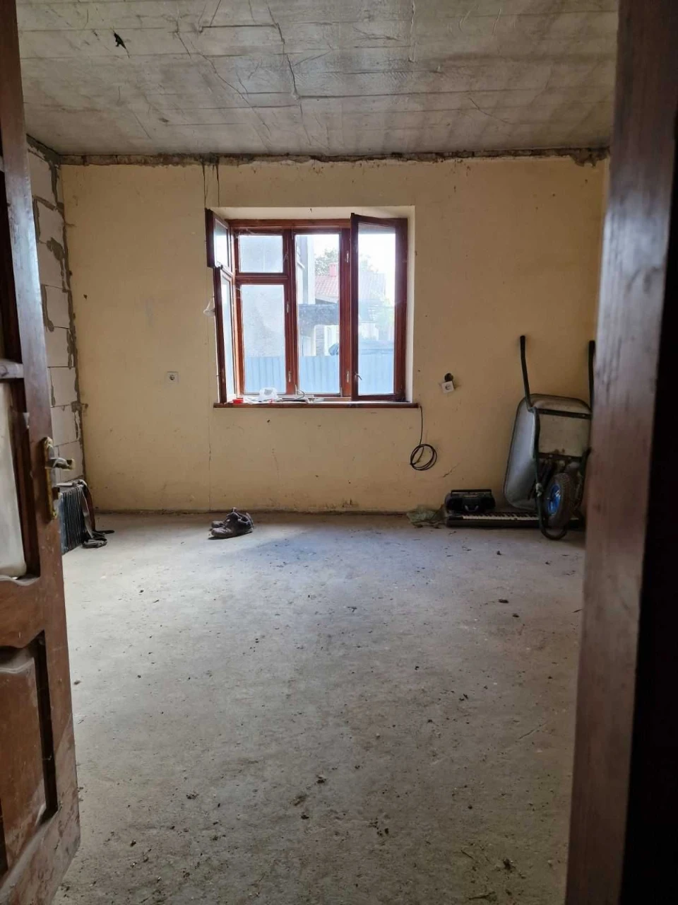 House for Sale on Ternova Street