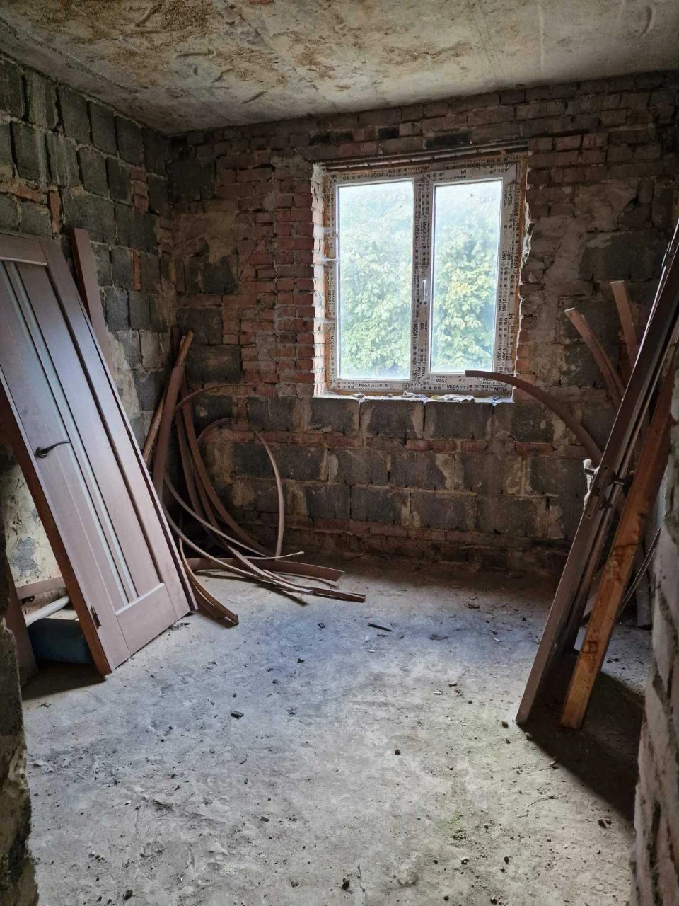 House for Sale on Ternova Street