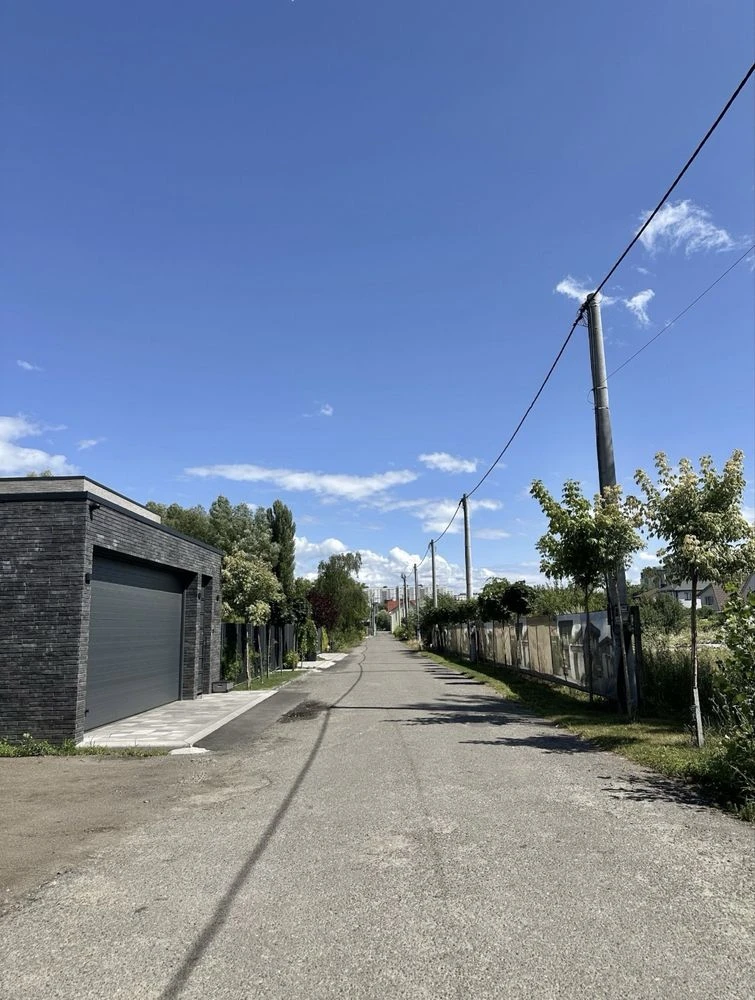 Продажа земельного участка Солом'янская Трояндова 37