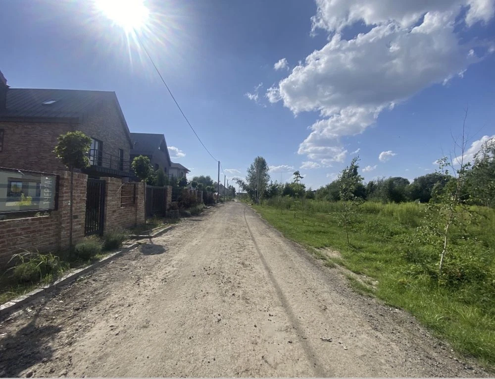 Продажа земельного участка Солом'янская Трояндова 37