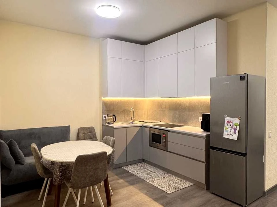 Apartment. Arcadia, Arkadiyske plateau, street.