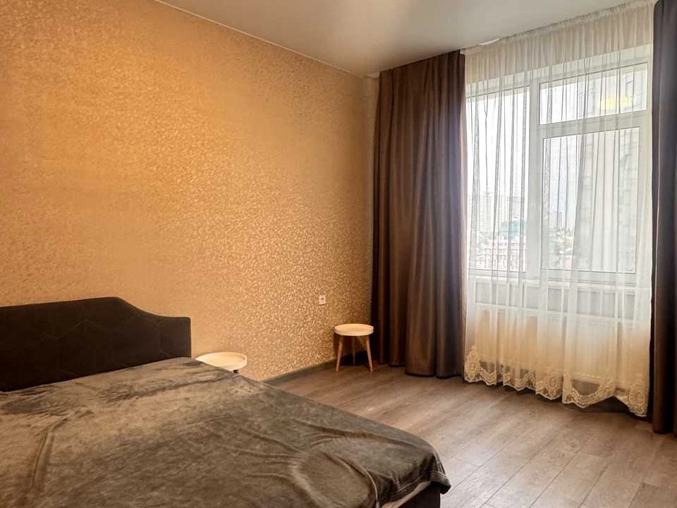Apartment. Arcadia, Arkadiyske plateau, street.