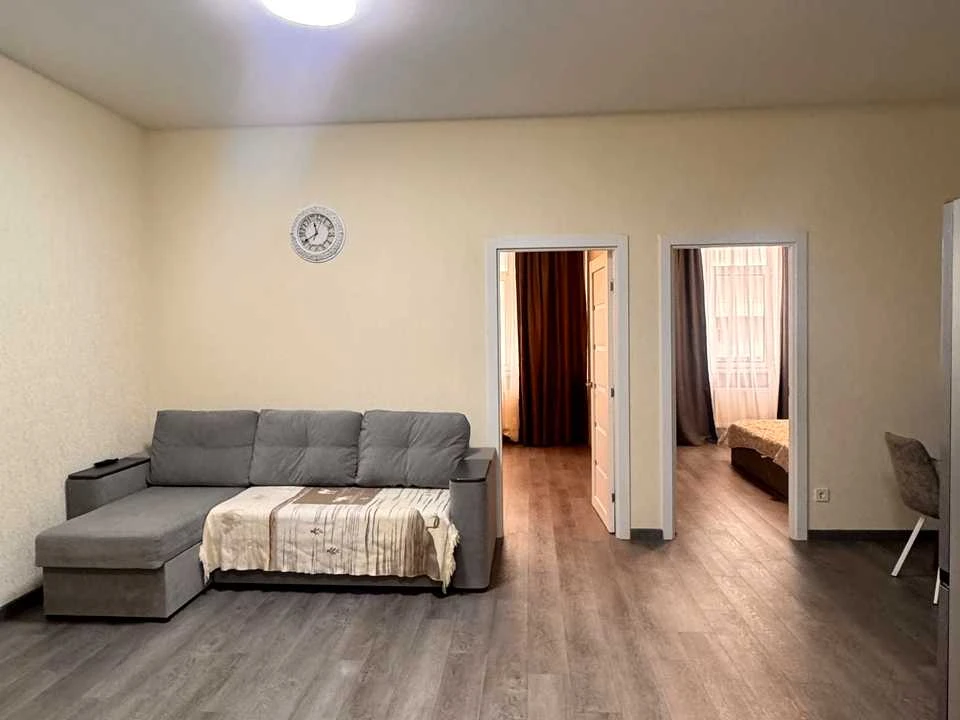 Apartment. Arcadia, Arkadiyske plateau, street.