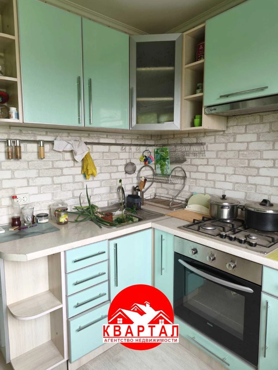 Продается 2-х комн. квартира в районе Континента, Бородински