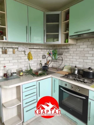 Продается 2-х комн. квартира в районе Континента, Бородински