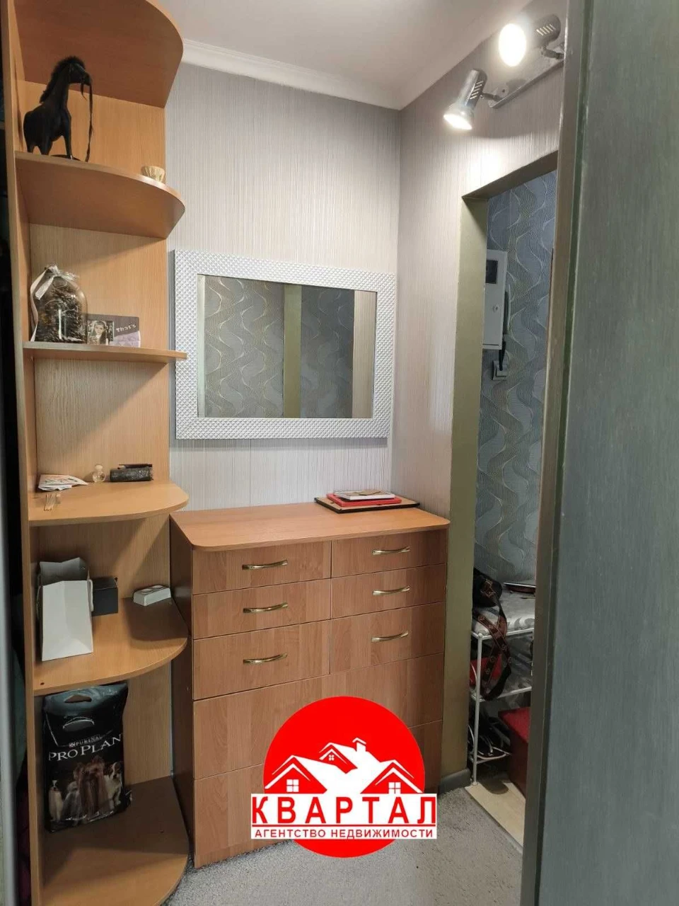 Продается 2-х комн. квартира в районе Континента, Бородински