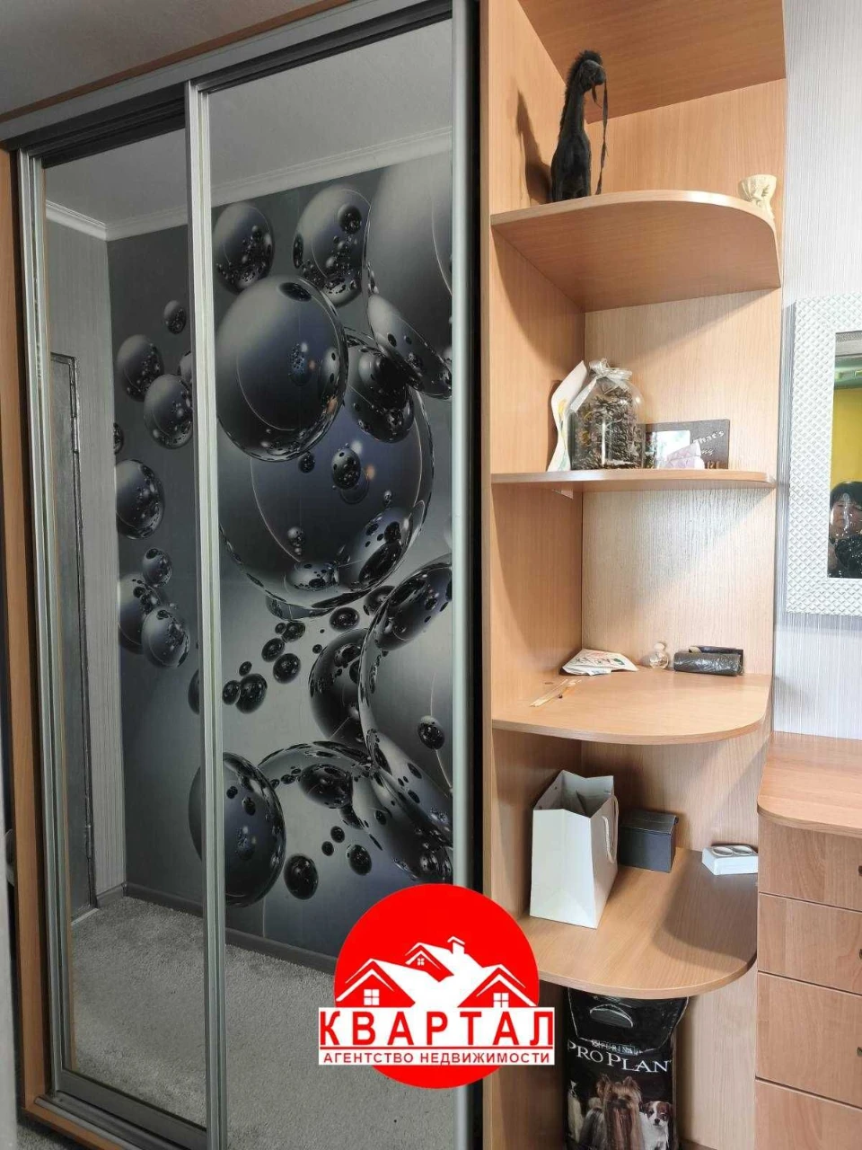 Продается 2-х комн. квартира в районе Континента, Бородински