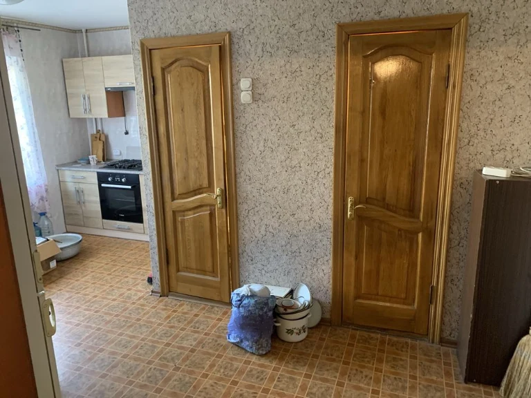 Продам трехкомнатную квартиру , 3-х комнатную квартиру на 3