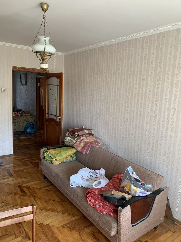 Продам трехкомнатную квартиру , 3-х комнатную квартиру на 3