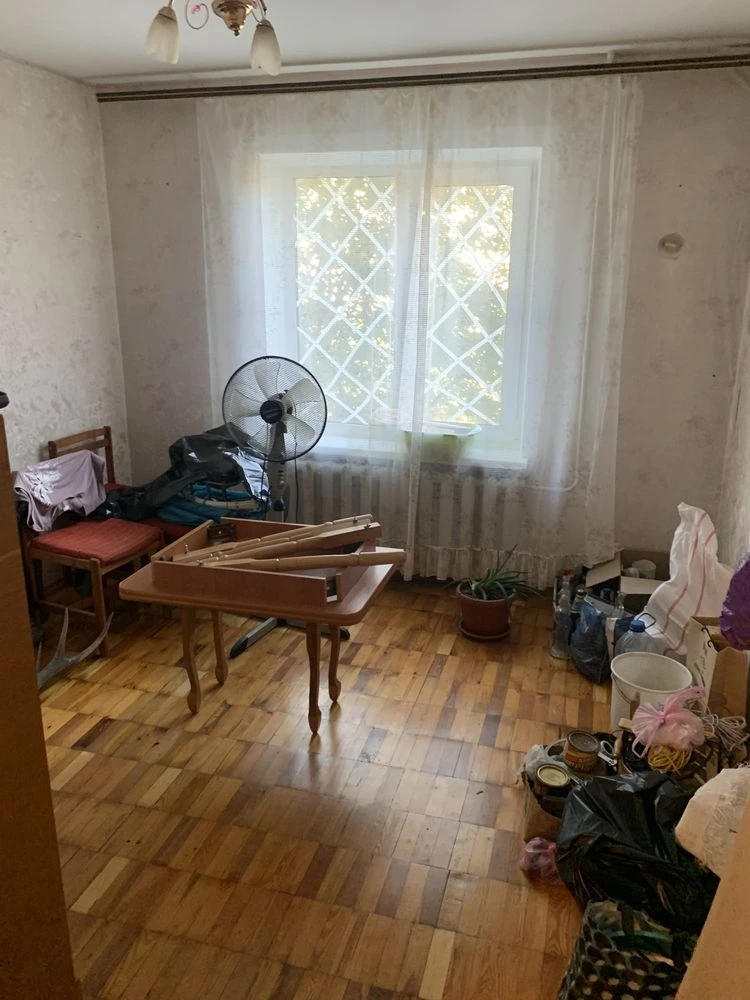 Продам трехкомнатную квартиру , 3-х комнатную квартиру на 3