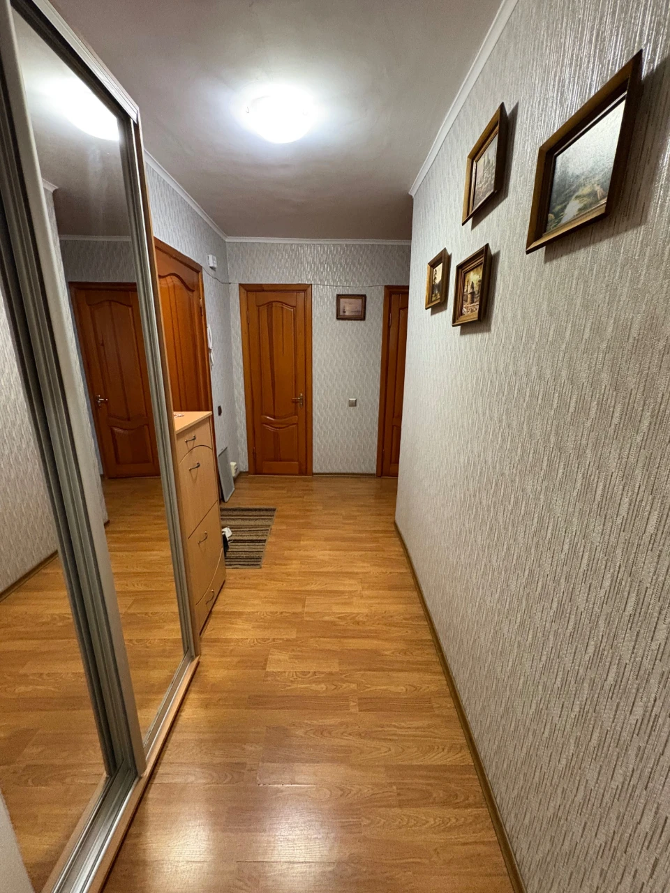 Продається 3-кімнатна квартира в центрі міста