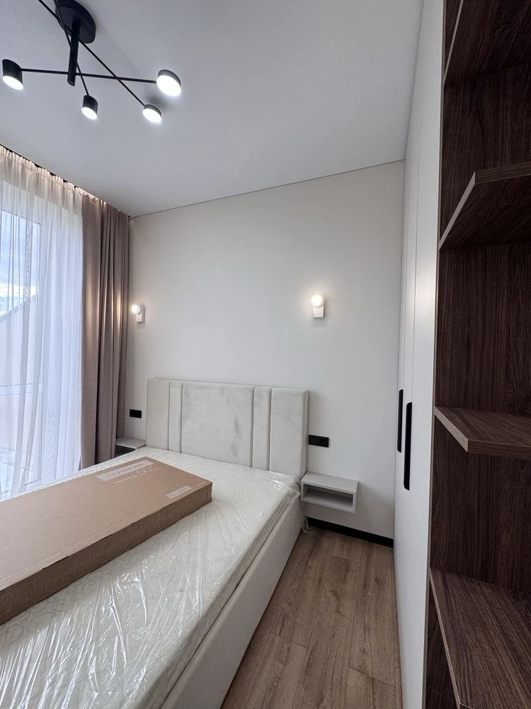 Продается новая 1,5-комнатная. 42 кв.м.