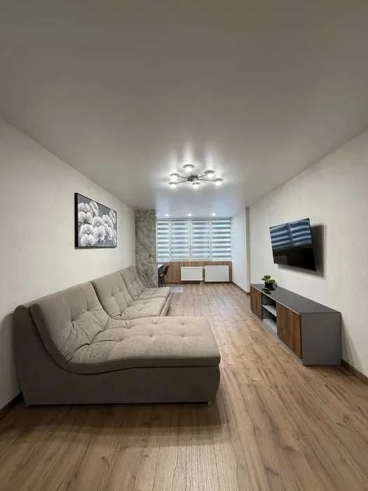Apartment for Sale: 2-bedroom apartment in Uzhhorod