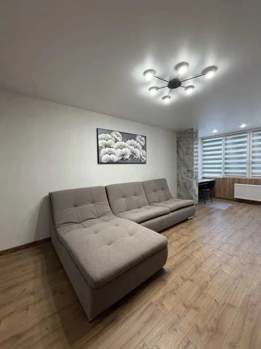 Apartment for Sale: 2-bedroom apartment in Uzhhorod