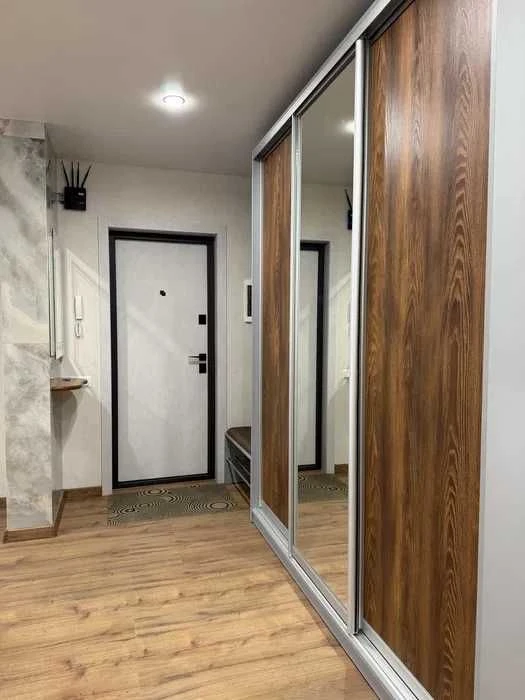 Apartment for Sale: 2-bedroom apartment in Uzhhorod