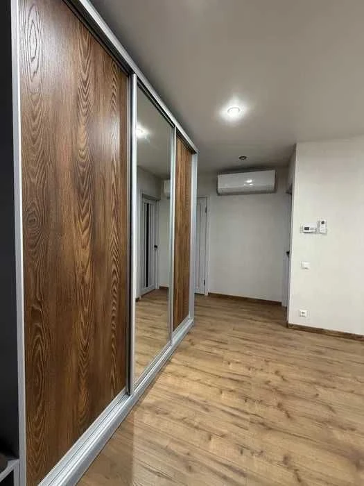 Apartment for Sale: 2-bedroom apartment in Uzhhorod