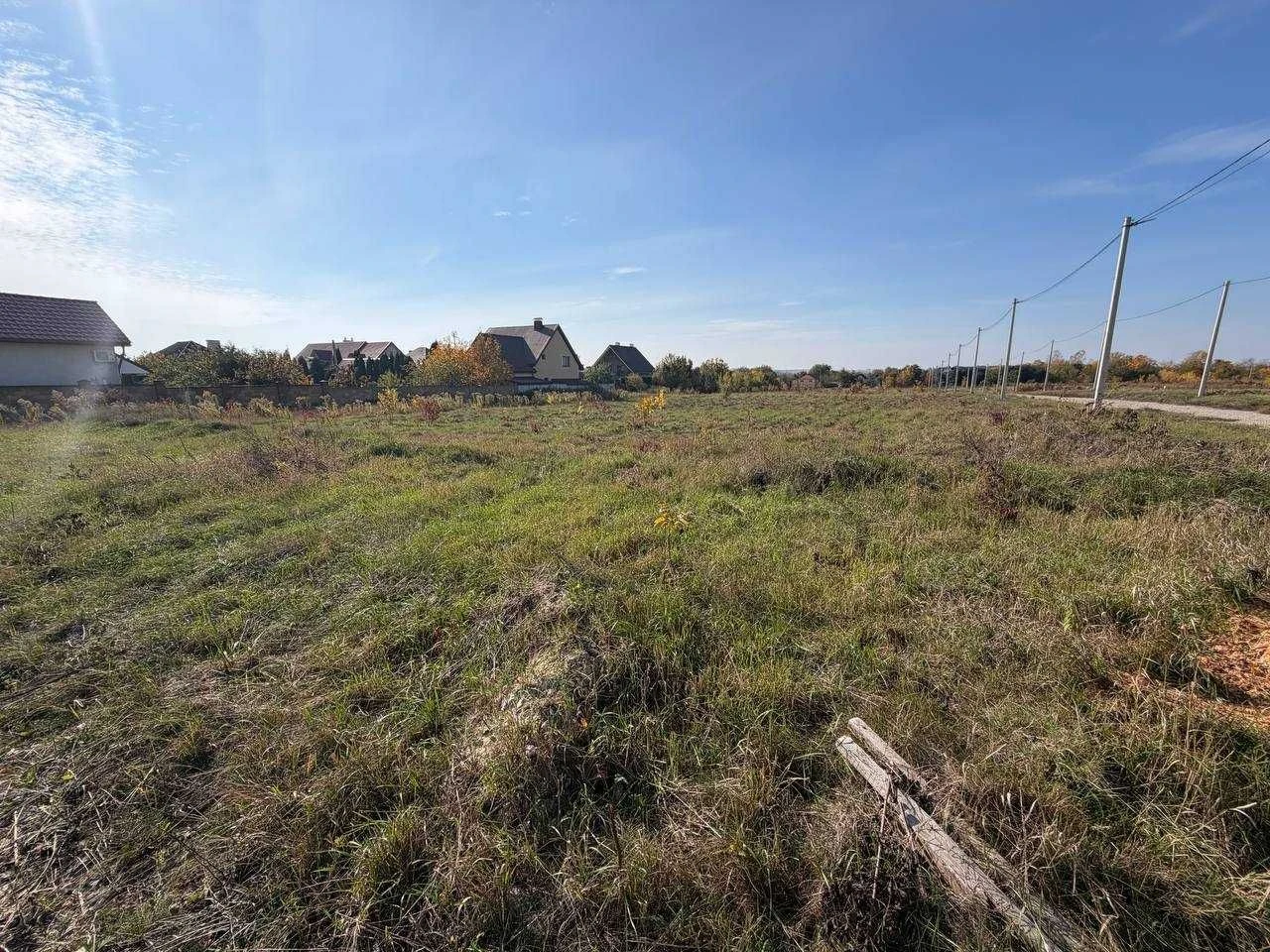 Продаж ділянки 7 соток в Щасливому | В ціні всі комунікації