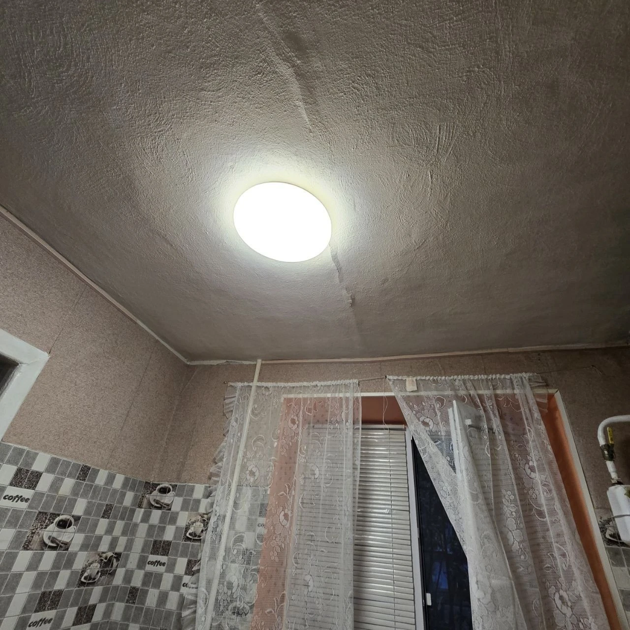 For Sale: 2-room apartment on Victory Square.