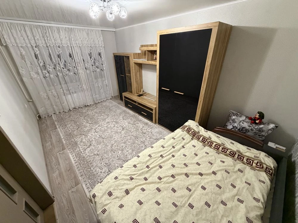 Продаж чудового однокімнатного квартири на вулиці Космонавтів