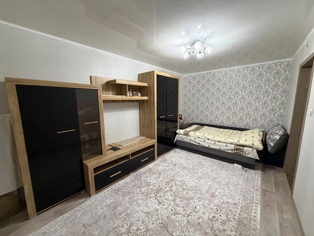 Продаж чудового однокімнатного квартири на вулиці Космонавтів