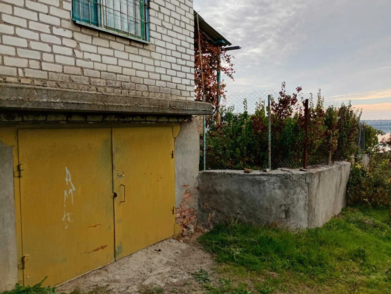 Продаю дачу (7 соток)