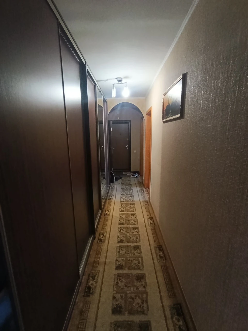 Продаю 2 х кім квартиру з автономним опаленням!