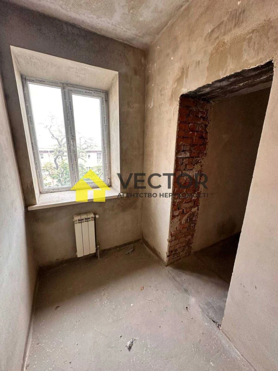 TWO-ROOM APARTMENT - 5th floor / 10th floor.