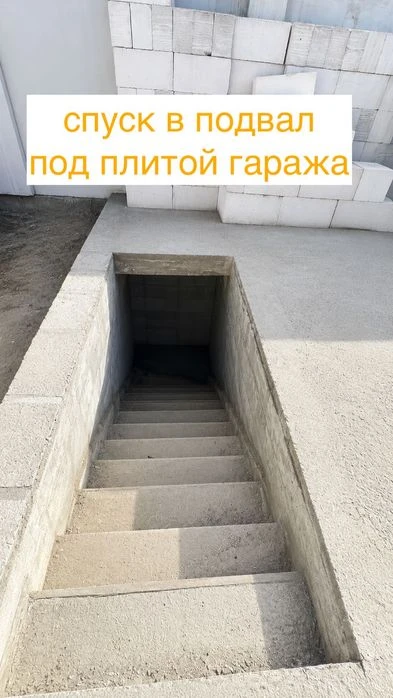 Capital house with REPAIR, there is a basement! Golden slide / Tai