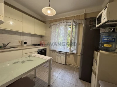 Продаж 3 кімнатної чешки заїзджай/живи по вул.Шкільна