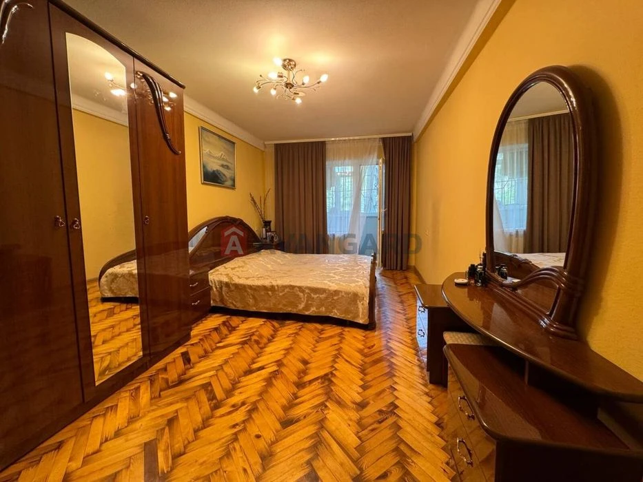 Продаж 3 кімнатної чешки заїзджай/живи по вул.Шкільна